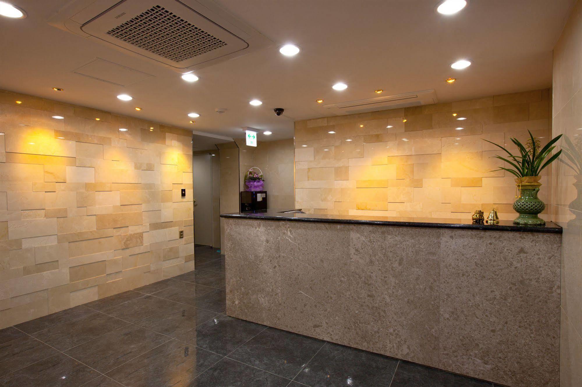Daewoo motel Seoul